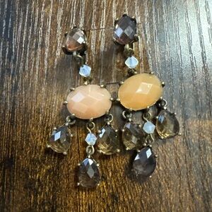 Vintage Stamped AVON Brown Chandelier Clip on Earrings Peach Dangle Champagne